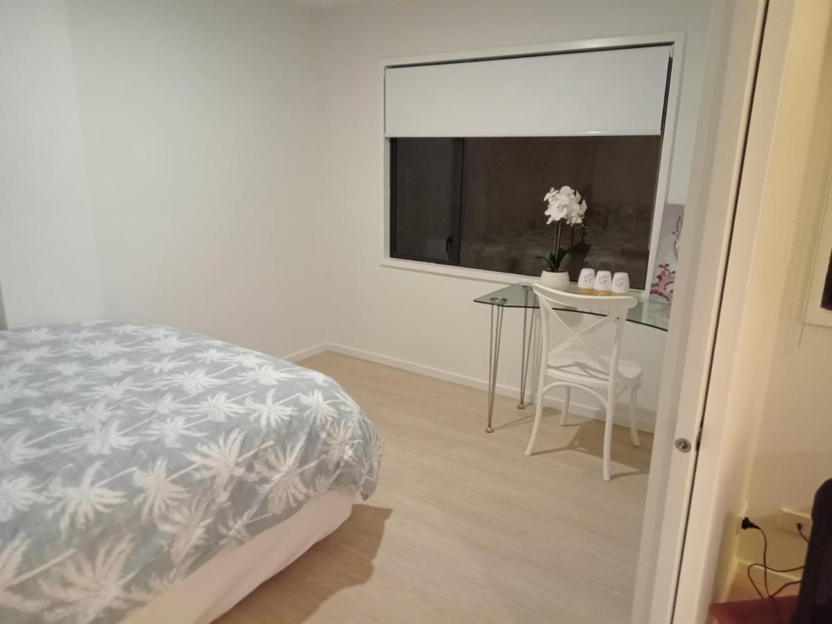 Central One Bedroom Apartment โอ๊คแลนด์ ภายนอก รูปภาพ